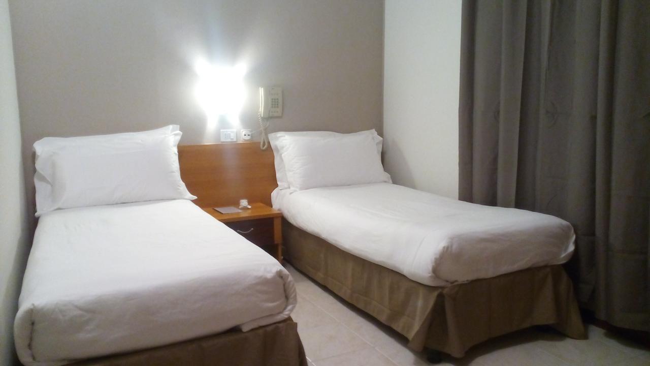 Albergo Soliani Fabbrico Exterior foto